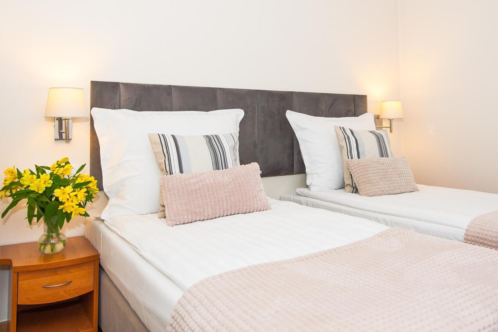 Hotel Awo Gniezno Room photo